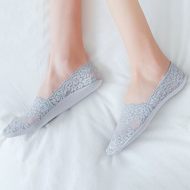 Calzini in barca in pizzo per donne in primavera ed estate, tagli sottili, bassi e basse invisibili calzini invisibili, slip di silicone