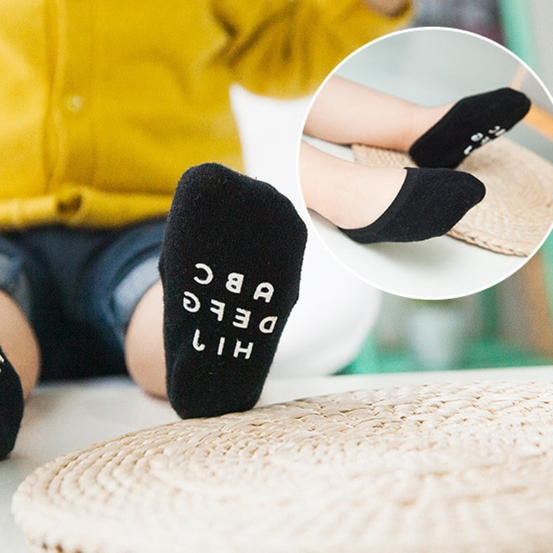 Fock per bambini invisibili in bocca invisibile, cotone sottile, calzini per bambini anti -slip, calzini per bambini, cotone pettinato Fock per bambini invisibili in bocca invisibile, cotone sottile, calzini per bambini anti -slip, calzini per bambini, cotone pettinato